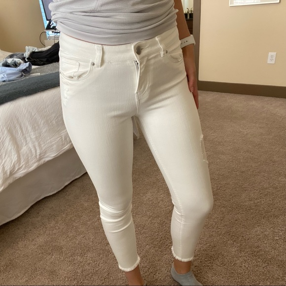 White Zara jeans